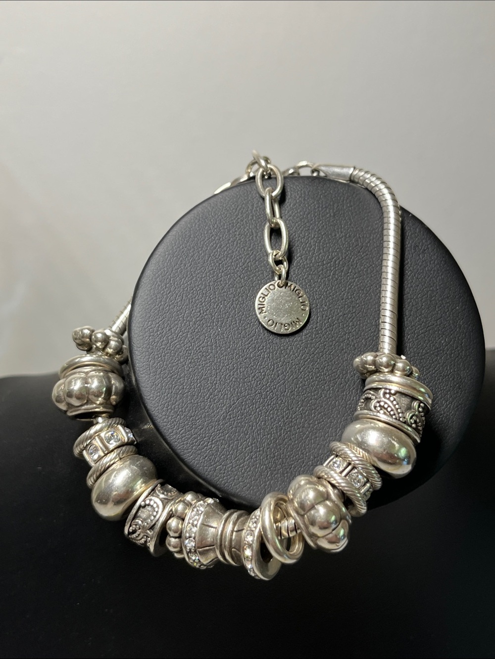 MIGLIO Sterling Silver Charm Bead Bracelet
silver plating
Lead & Nickel free